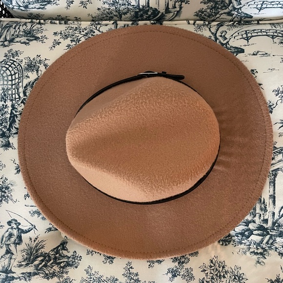 Tan Rancher Hat - Picture 3 of 4